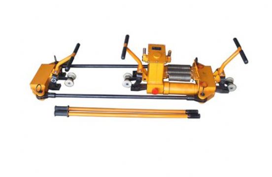 點擊查看詳細信息<br>標題：YTF-400Ⅱ型液壓軌縫調(diào)整器 閱讀次數(shù)：2228