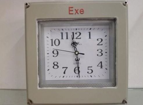 點擊查看詳細信息<br>標題：BSZ2010型防爆石英鐘 閱讀次數(shù)：2676