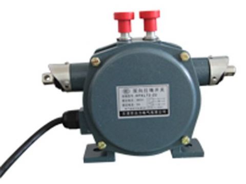 點擊查看詳細信息<br>標題：KLT2(HFKLT2－Z)系列雙向拉繩開關(guān) 閱讀次數(shù)：1899