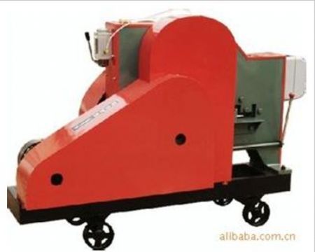 點(diǎn)擊查看詳細(xì)信息<br>標(biāo)題：180型槽鋼切斷機(jī) 閱讀次數(shù)：2029