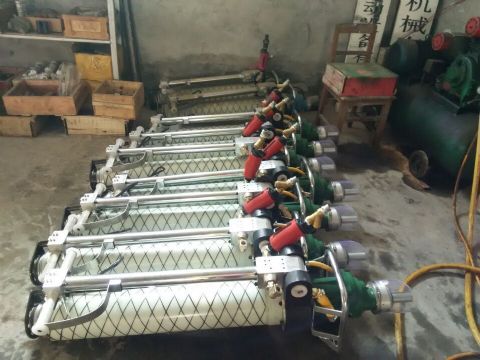 點(diǎn)擊查看詳細(xì)信息<br>標(biāo)題：MQT-120/2.8型氣動(dòng)錨桿鉆機(jī)15898635797 0537-3202711 閱讀次數(shù)：51061