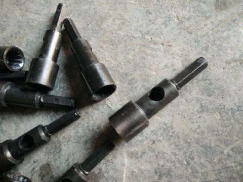 點擊查看詳細(xì)信息<br>標(biāo)題：錨索攪拌器 閱讀次數(shù)：2219